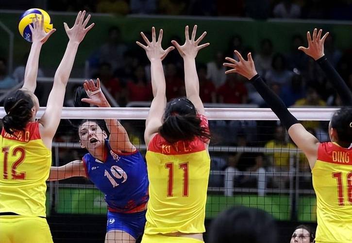 女排比赛中国vs塞尔维亚