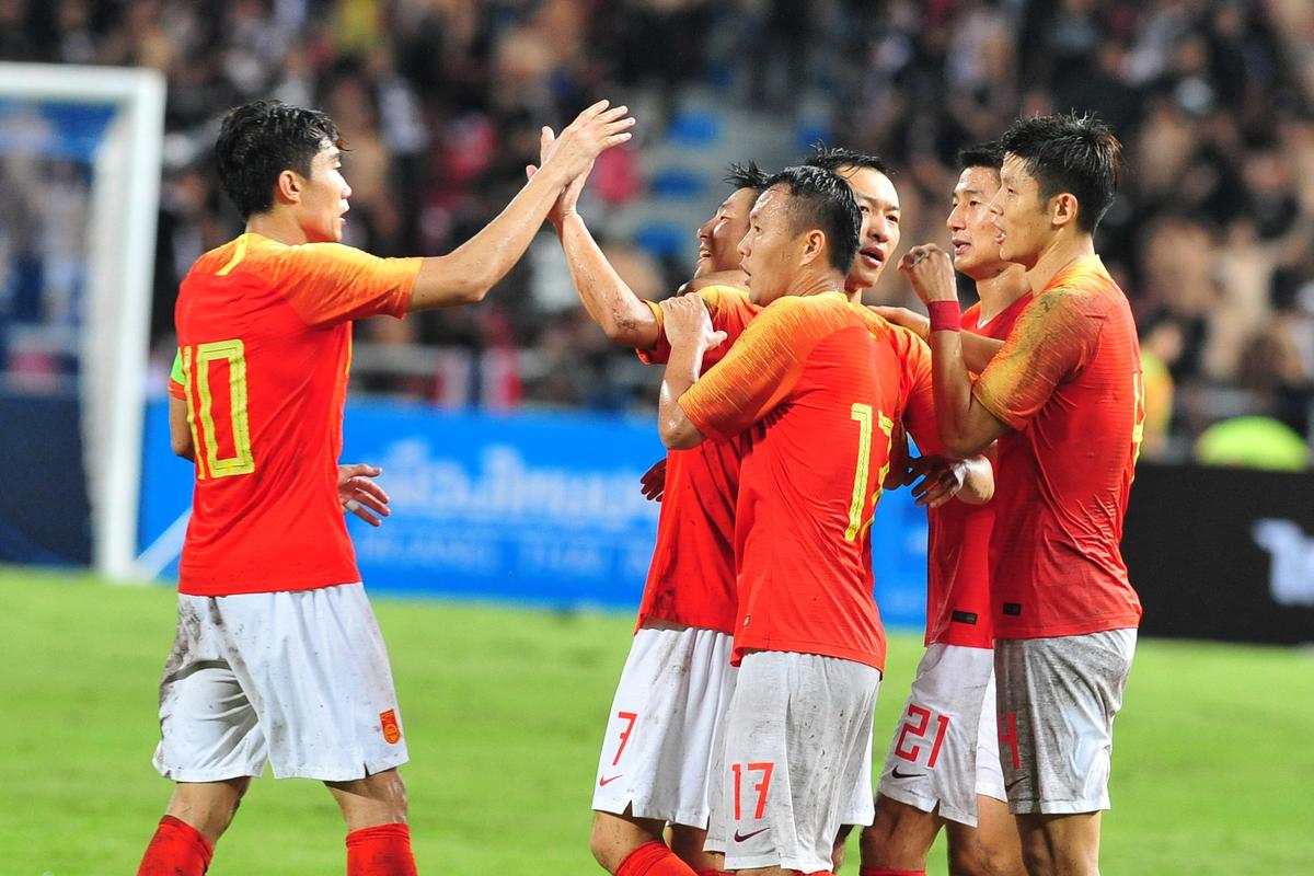 中国泰国友谊赛的相关图片